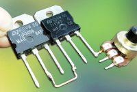 Persamaan Transistor TIP 3055 NPN