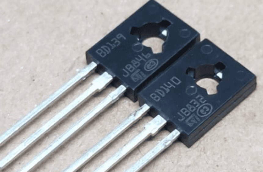 Persamaan Transistor BD140